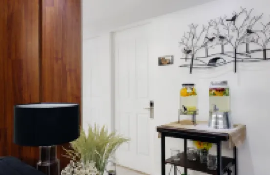 Nest Nano Suites Poblacion - Makati