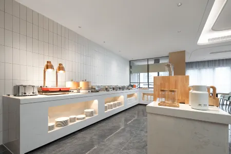 Country Inn & Suites by Radisson ,Dongmen,Taishan Отели в г. Тайшань