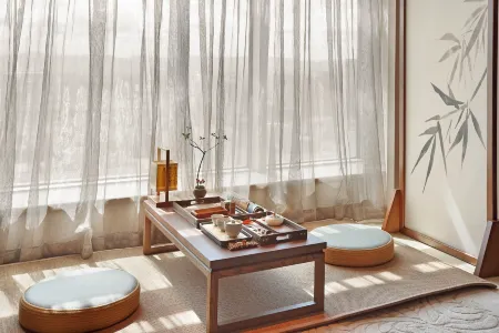 Nanyuan Universe Deluxe Hotel