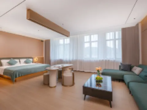 季紛インターナショナルホテル(青田高速鉄道駅) 青田のホテル