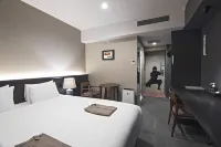 Hotel Ninja Black