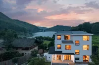 Yichun Hua Di·No.1 Courtyard Light Luxury Hot Spring B&B villa (Mingyueshan Hot Spring Resort) Hotels in Yichun