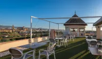Hesperia Córdoba Hotels near Alcazar of the Christian Monarchs