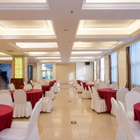 Dongzheng Lanwan International Hotel