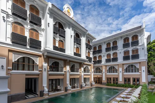 Chino@Nimman Luxury Boutique Hotel - parking