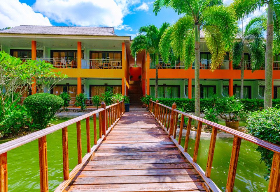 다이아몬드 케이브 리조트 수영장