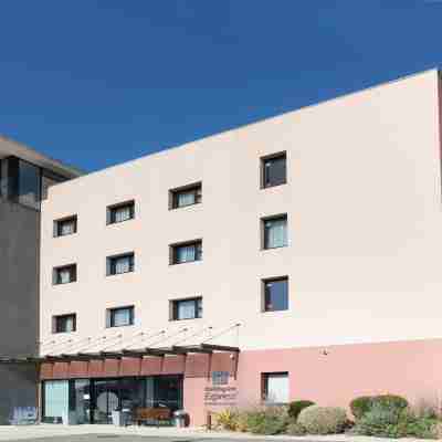 Holiday Inn Express Marseille Airport Hotel Exterior