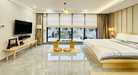 Wuzhishan Yisuli Theme Hotel Отели рядом с достопримечательностью «Taipingshan Pubu»