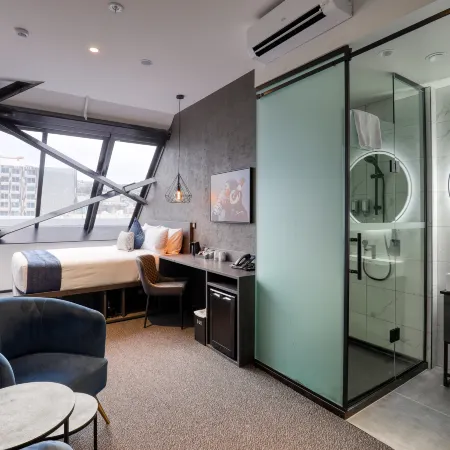 The Viv Hotel Wellington Отели рядом с достопримечательностью «Гора виктория»