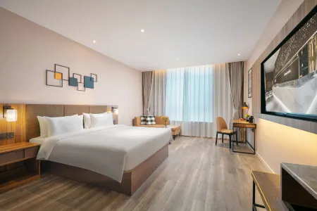 Homeinn Plus Hotel (Quzhou Railway Station) Отели рядом с достопримечательностью «CPC Quzhou Committee Party School»