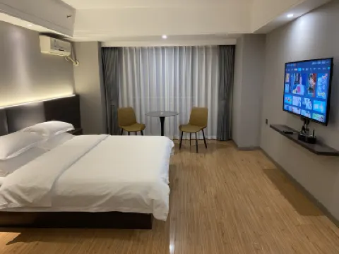 Wanting Homestay (Yuhua Wanda Plaza) فنادق في 