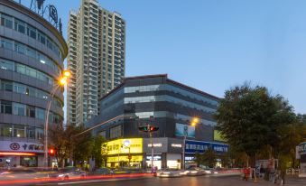 Magnotel Classic Xining high-speed railway station Dashizi Mojia street Hotel