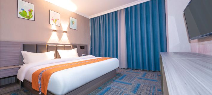 Hongheng Holiday Hotel Guilin High Speed Rail North Station Branch Hotele w: Powiat Lingchuan, Guangxi