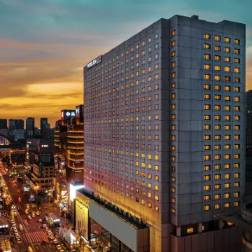 Shenyang Shangri-La Jen Hotel (Shangmao Restaurant Shenyang Station Taiyuan Street) Hotels near West Tower