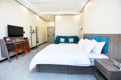 Xinyue Hotel (Luohe Food Vocational College)