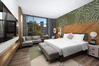 Green No. 19 Hotel (Nanyang Seventh Road Wollonggang Store)