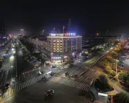 Borrman Hotel（Huaihua Hexi Ziyuan） Отели рядом с достопримечательностью «Mingda Commission Store»