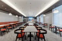 Gujing Junlai International Hotel (Feidong Wenyi Platinum Branch)