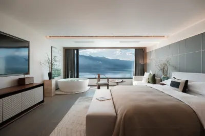 Dali Twelve Clouds Villa Seaview Hotel (Erhai Branch)