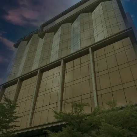 Hotel Okura Manila at Newport World Resorts