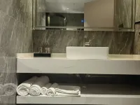 Wanyuan City Qiban Hotel
