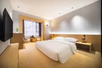 Ya'an Ailiyou L Hotel (Yucheng Yazhou Bridge Branch) - Balkoner