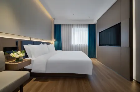 Jinglai Hotel·Selection (Shanghai Daning Lingshi Park)