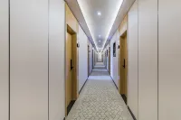 โรงแรมซูเปอร์ 8 (สถานีรถไฟใต้ดินกว่างฉูเหมินใน เชียนเหมิน ปักกิ่ง) - 2 ดาว