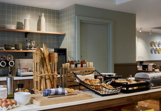 1. 아파트호텔 아다..