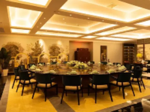 Sun City Huiyue Hotel فنادق في داينغ