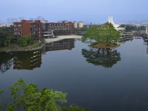 Jing Cheng Earthsea SPA Holiday Center