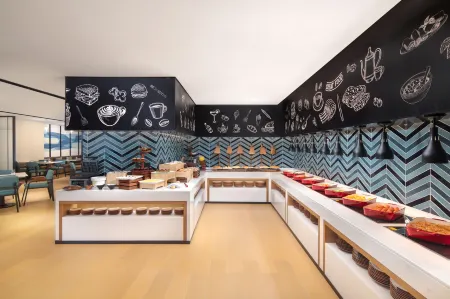 Fairfield by Marriott Shanghai Pudong South Отели рядом с достопримечательностью «Shanghai New International Expo Centre»