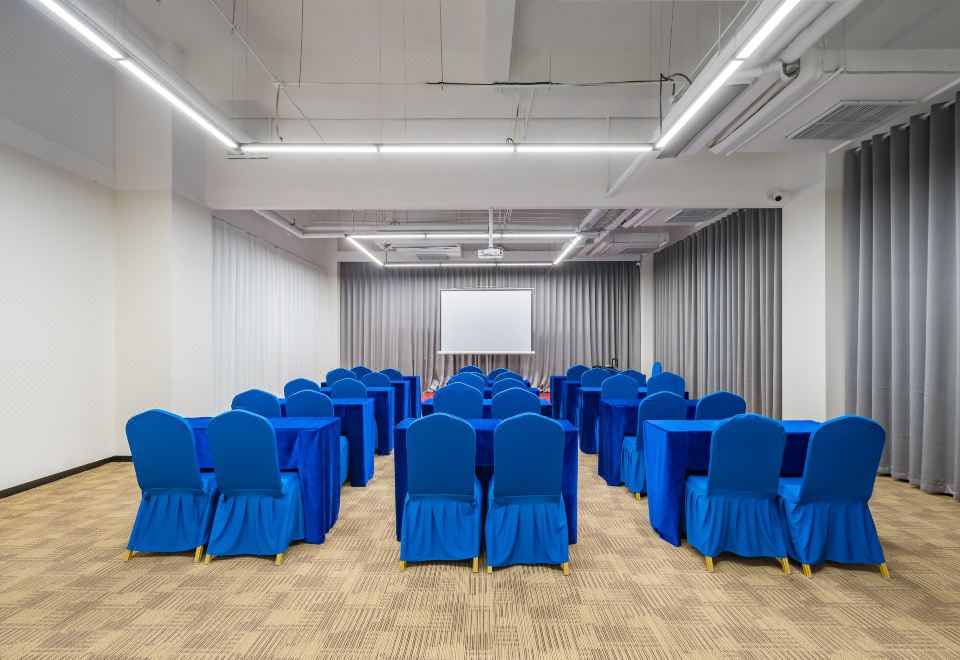 로야드 호텔 (베이징 신국제전시관 서우두공항 지점)