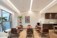 Ziggy Hotel