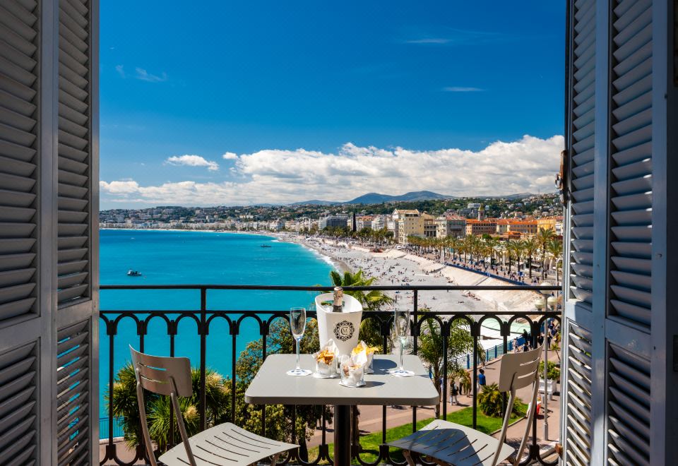 [니스 호텔 조식 뷔페 이미지]