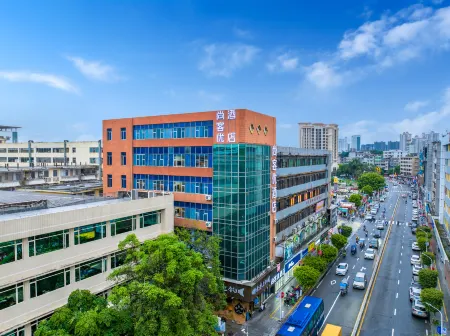 Shankee Hotel (Guangzhou Zengcheng Wanda Plaza Gualv Road) Отели рядом с достопримечательностью «Huashang College of Guangdong University of Business Studies»