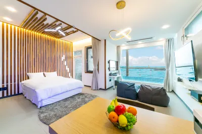 Ocean Pool Windmill Spa 108 Hotels in Hallim Park/Hyeopjae Beach