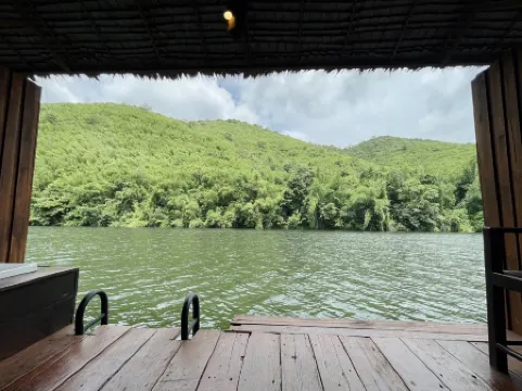 เดอะฮับ เอราวัณ รีสอร์ท