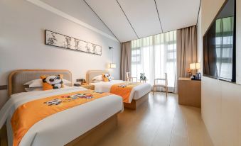 Floral Hotel·Hanzhong Yan and Yan Culture Hotel (Tianhan Wetland Park Branch)