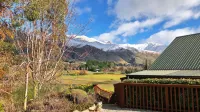 Alpine View Lodge - Mountain view