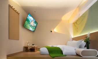 Dragon Cat Elf | Japanese Healing Design Hotel (Minsheng Rd, near Pen Shuichi Metro, Guiyang)
