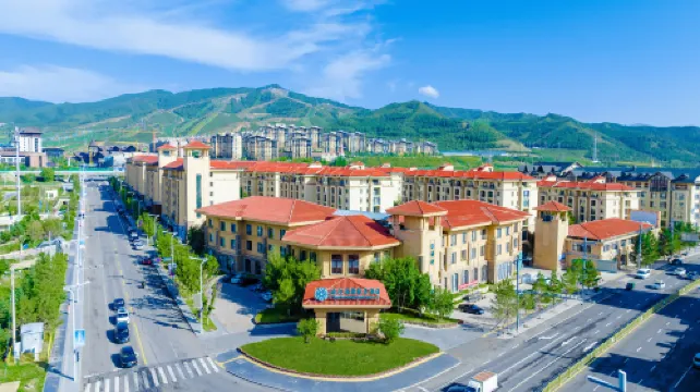 Zhangjiakou Tangyin Hot Spring Holiday Hotel