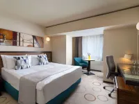 부쿠레슈티 유니리 광장 - 핸드리튼 컬렉션