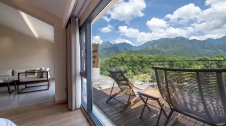 Jiuhua Mountain Xintian Homestay