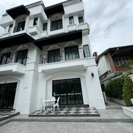 Casa Luna
