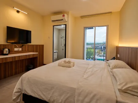 Weiss Hotels Kepong Baru Отели рядом с достопримечательностью «KL Tzu-Chi Jing Si Hall»