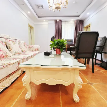 Nancheng Lijing Hotel (Longchang Laifeite Plaza)