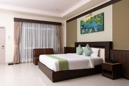 ห้องดีลักซ์เตียงใหญ่วิวสวน