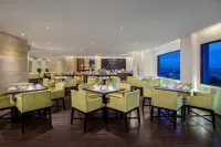 AIHO HOTEL MEDAN - breakfast