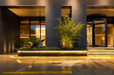 ZhiYin Hotel Отели рядом с достопримечательностью «Wenchang Pavilion»